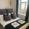 Отель Wyndham Crescent - Stylish Flat in Popular Pontcanna, фото 14