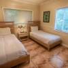 Отель Spacious & Conveniently Located Miami Airport Home, фото 2