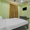 Отель OYO Flagship 87165 Sri Residency, фото 4