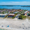 Отель Bradenton Beach Club Bliss-2 Bedroom-2 Bathroom Condo-2 Pools-hottub-private Beach Access, фото 36