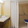 Отель Holiday Inn Express & Suites Ft. Lauderdale N - Exec Airport, an IHG Hotel, фото 8