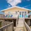 Отель Windward Mark by Oak Island Accommodations, фото 20