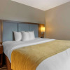 Отель Comfort Inn & Suites Market - Airport, фото 7