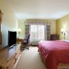 Отель Country Inn & Suites by Radisson, Jackson-Airport, MS, фото 6