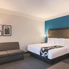Отель La Quinta Inn & Suites by Wyndham Orlando UCF, фото 37