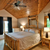 Отель Lumberjack Lodge 5 Bedroom Home by RedAwning, фото 25