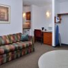Отель Canadas Best Value Inn & Suites - Lethbridge, фото 4