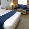 Отель Holiday Inn Aylesbury, an IHG Hotel в Эйлсберях