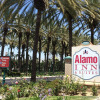 Отель Alamo Inn & Suites, фото 1