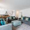 Отель 5 Bedrooms/sleeps 10-12/free Wifi & Parking/garden, фото 15