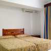 Отель Apartamentos Llevant, фото 2