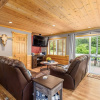 Отель West Haus Escape 3 Bedroom Home by NW Comfy Cabins by RedAwning, фото 4