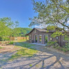 Отель Custom Creekside Cabin 15 Mi From Asheville!, фото 18