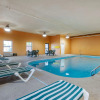 Отель Comfort Inn & Suites Cincinnati Eastgate, фото 15