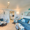 Отель Blue Water Beachfront Condo: 2 Mi to Skywheel!, фото 12