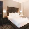 Отель La Quinta Inn & Suites by Wyndham Baltimore Downtown, фото 7