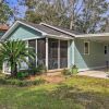 Отель Charming Gulf Coast Cottage - 1 Mile to the Coast!, фото 21