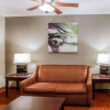 Отель Quality Suites Nashville Airport, фото 25