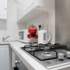 Отель Newly Refurbished 1 Bedroom Flat, фото 10