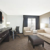Отель Holiday Inn Express Hotel & Suites Colby, фото 6