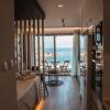 Отель COSea Living: SeaSide Deluxe Suite in Harbour 107B, фото 11