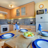 Отель A Delightful Coastal Apartment Just a Short Walk From the Beach, фото 10