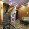 Отель OYO 9566 Hotel JK Excellency, фото 13