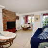 Отель Mulberry 3 bed Cowes Cottage, Solent Views (Sleeps 6), фото 11