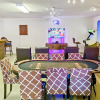 Отель A Royal Desert Oasis with Epic Game Room, фото 22