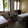 Отель Emmanueli65 fronte clinica per 5 matrimoniale 2 singoli 1 divano letto в Пьяченце
