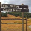 Отель Eden Valley Guest Ranch в Тонаскете