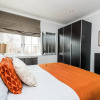 Отель Spectacularly Stylish 2 Bed Flat Heart of Fulham, фото 5