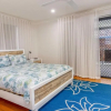 Отель Magical holiday home - Welsby Pde, Bongaree, фото 4