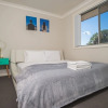 Отель PEACEFUL 2Kingbed RootyHill Townhouse near Station, фото 7