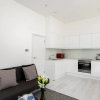 Отель Stunning 2BR Home in West Kensington W/balcony, фото 5