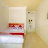 Отель Oyo 921 Hotel Ratu Pantai, фото 5