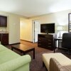 Отель Holiday Inn Express Hotel & Suites Pittsburgh Airport, an IHG Hotel, фото 5