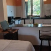 Отель Shalom Guest House....Spacious room for 3 guests, фото 3