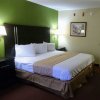 Отель Travelodge by Wyndham Knoxville East, фото 27