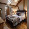 Отель Beautiful Secluded 2-bed Barn With Woodfire Hottub, фото 6