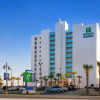 Отель Holiday Inn Express & Suites Oceanfront, an IHG Hotel, фото 1