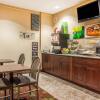 Отель Quality Inn & Suites, фото 45