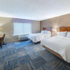 Отель Hampton Inn Greenfield, фото 3