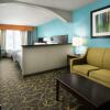 Отель Holiday Inn Express & Suites DFW - Grapevine, an IHG Hotel, фото 20