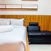 Отель Deluxe Studio Kebayoran Icon Private Residence, фото 20