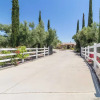 Отель Bear Bridge by Avantstay Hilltop Haven in Temecula w/ Views, Putting Green & Hot Tub, фото 29