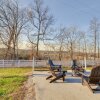 Отель River-view Somerset Home: Large Deck, Fire Pit!, фото 16