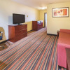 Отель La Quinta Inn & Suites by Wyndham Woodway - Waco South, фото 14