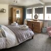 Отель Stunning Two Bedroom Cottage in Honley, фото 7