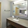 Отель Hampton Inn & Suites Elyria, фото 9